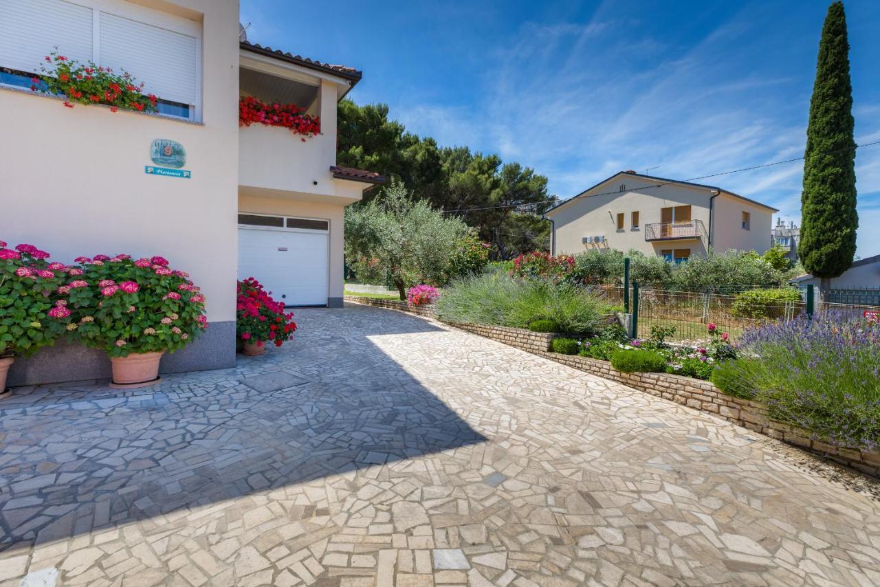 Apartments Hortensia Pola Esterno foto